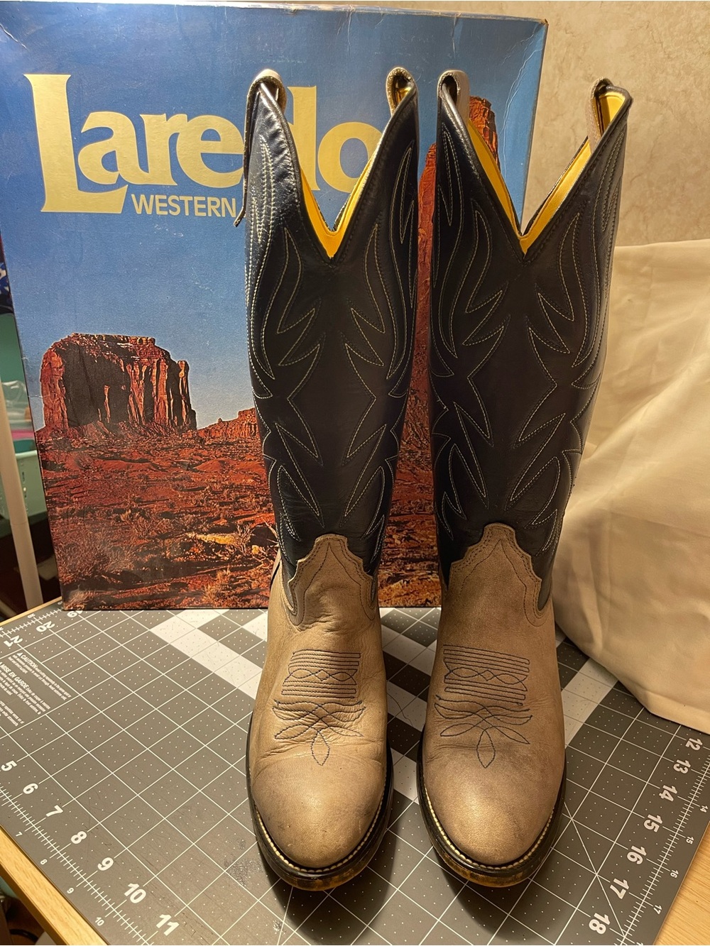 Womens Laredo Blue Shaft with Gray Foot Western Boots
